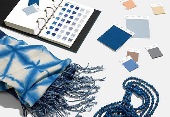 pantone-color-of-the-year-2020-classic-blue-moda