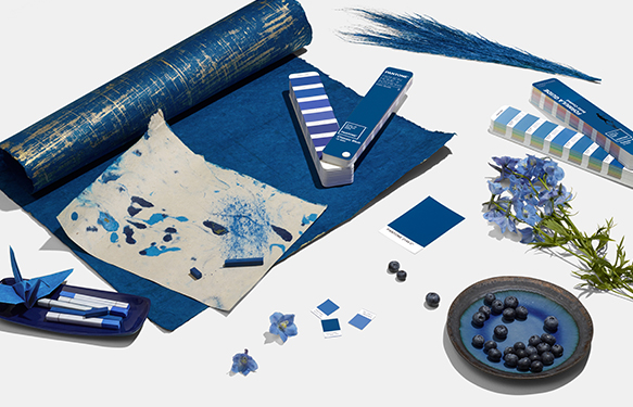 pantone-color-of-the-year-2020-classic-blue-tools-decoración